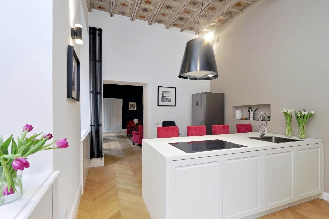 Eve Guest House At Trevi Fountain 로마 외부 사진